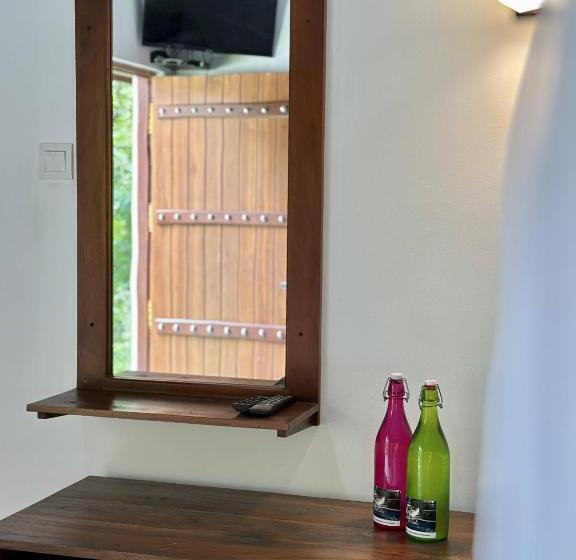 Quarto Triplo Deluxe, Jungle Paradise