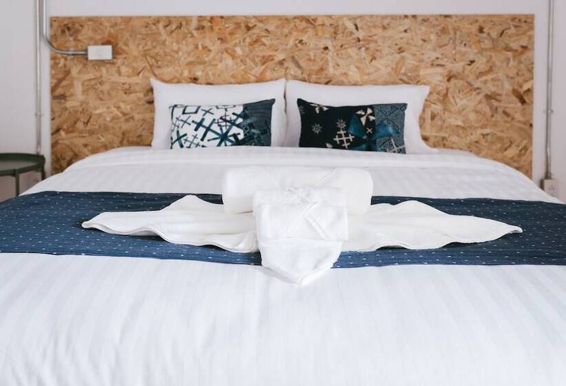 اتاق استاندارد, Hug Inn Phrae