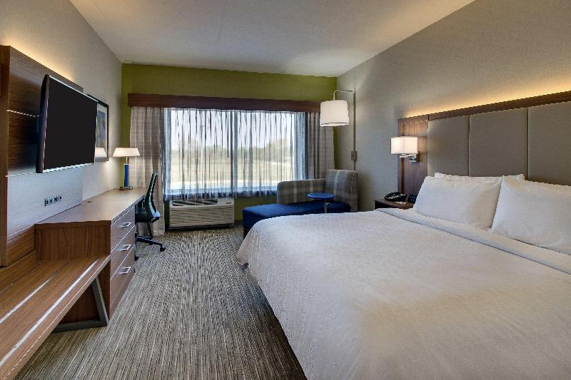 Номер Стандарт Кровать Кинг Адаптированный для Инвалидов, Holiday Inn Express & Suites Findlay North, An Ihg
