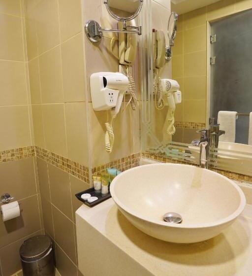 Номер Стандарт, Cube Hotel Dubai