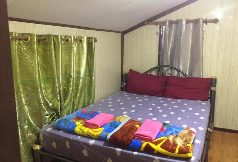 스탠다드 룸, Bussaracum Resort