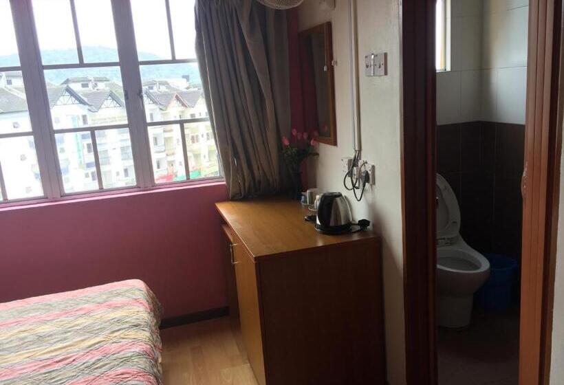 اتاق استاندارد چهار تخته, Golden Night Hotel Cameron Highlands