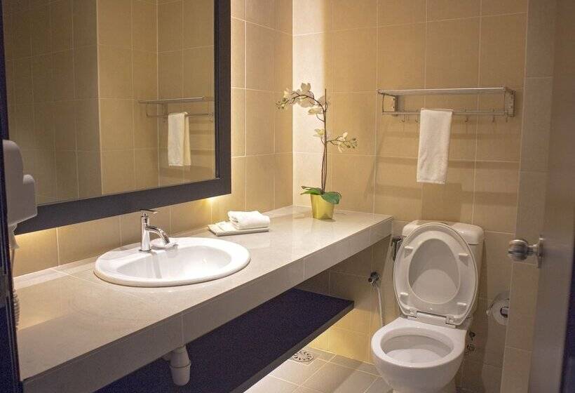 Люкс, Bespoke Hotel Puchong