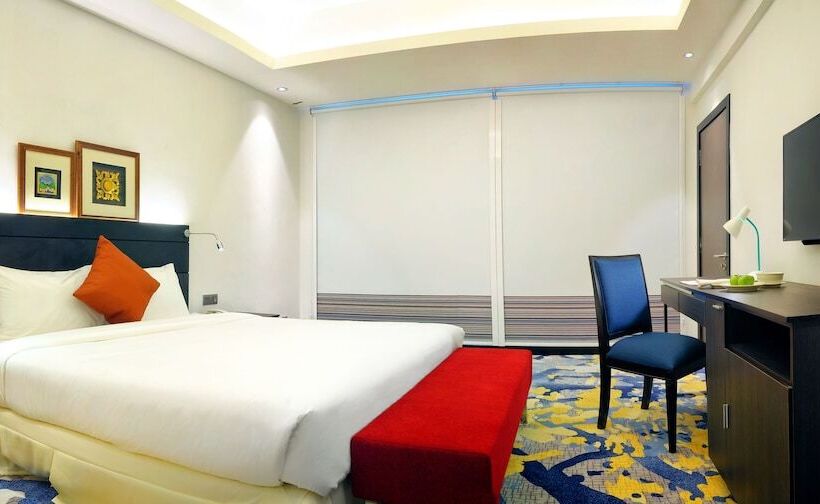 Люкс, Bespoke Hotel Puchong
