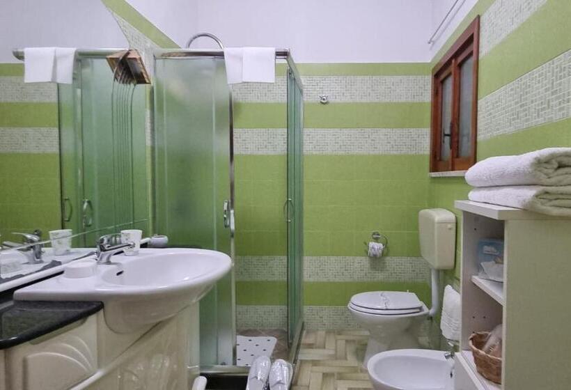 Трехместный Номер Deluxe, B&b La Villa