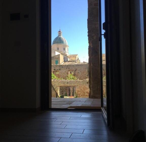 اتاق استاندارد, Torre Della Loggia   Dimora Storica   Ortona