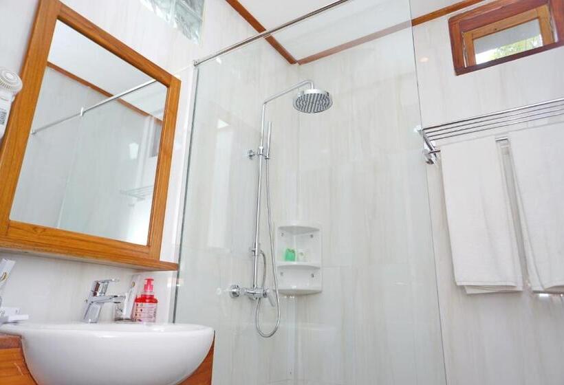 Номер Deluxe, Spring Hill Hotel Ruteng