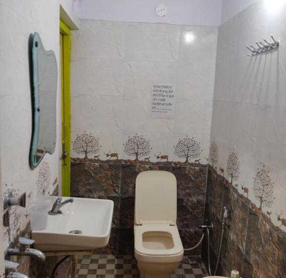 اتاق لوکس, Anand Villa One