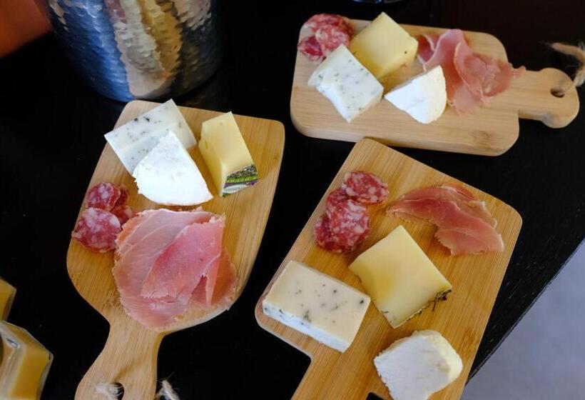 Номер Стандарт, Maison D'hôtes Cerf'titude