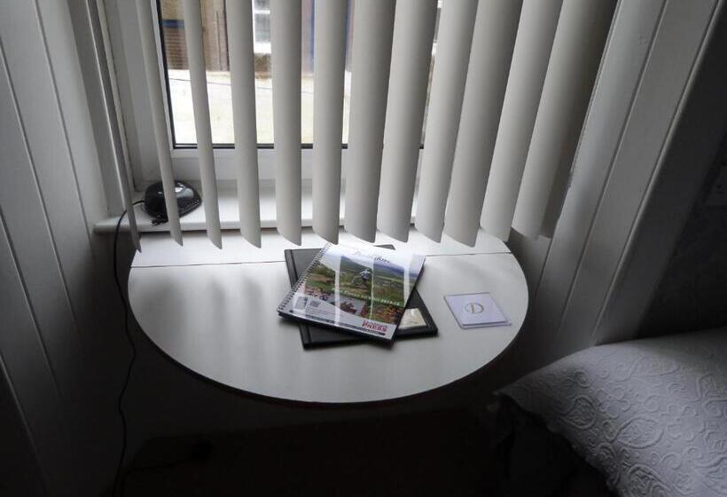 اتاق استاندارد یک نفره, Dunallan Guest House