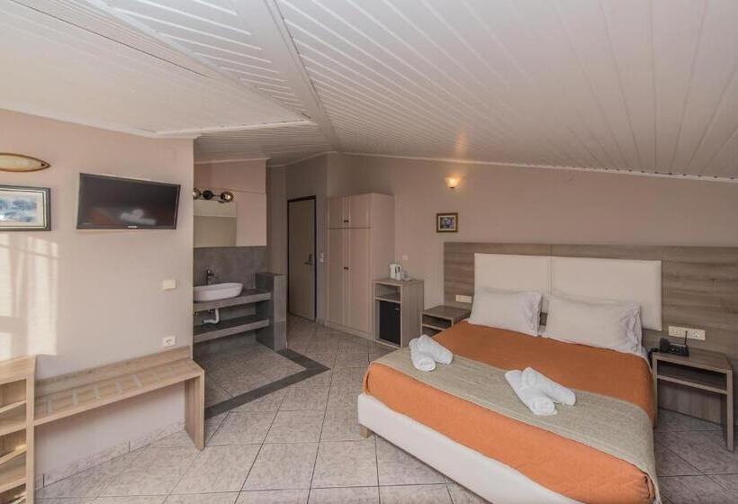 Номер Стандарт, Planos Beach
