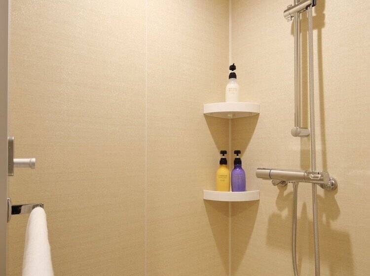 스탠다드 룸, Red Roof Inn & Suites Osaka Namba Nipponbashi