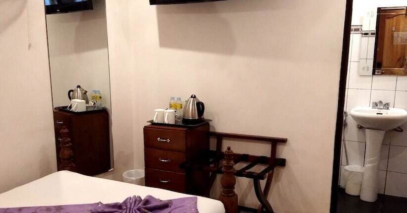 اتاق عادی, Log Cabin Hotel   Safari Lodge Baguio