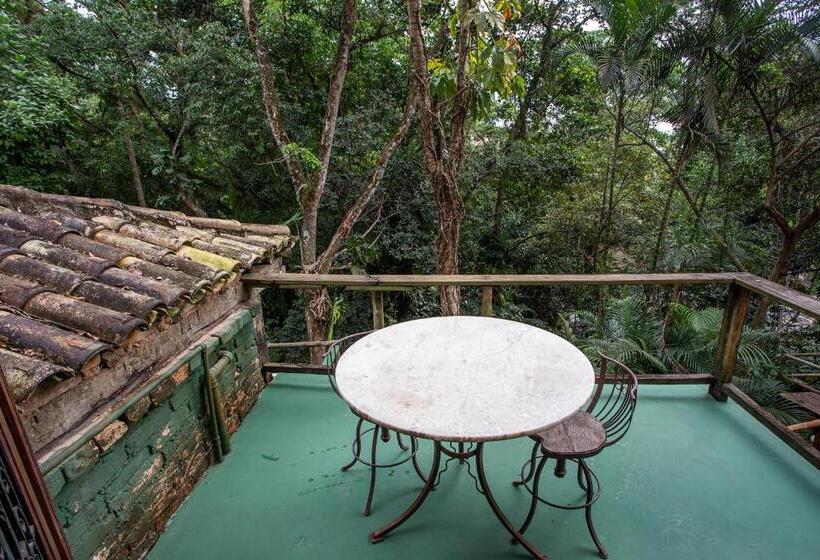 سوئیت با بالکن, Pousada Encanto Das Aguas