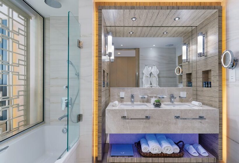 Номер Deluxe Вид на Море, Amavi, Madefortwo Hotels   Paphos