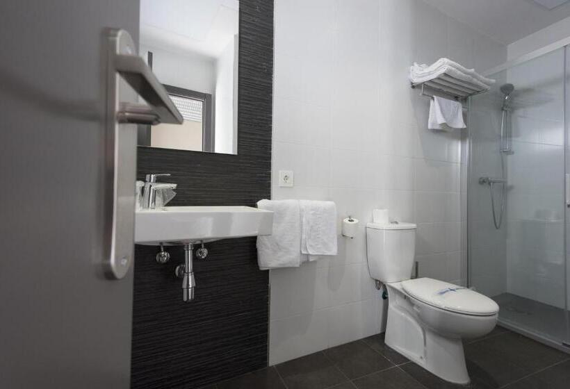 Четырехместный Номер Стандарт, Hostal Emeritae