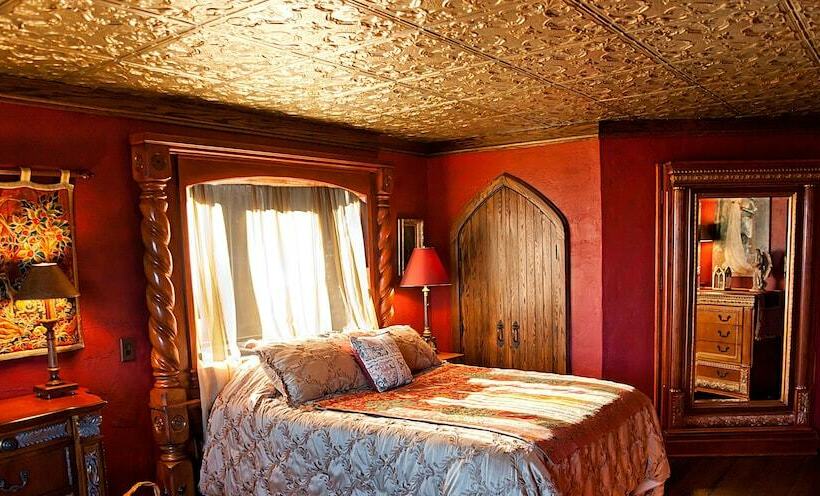 Дом 3 Спальни, Highlands Castle Overlooking Lake George.. Plus 2 Other Castles!