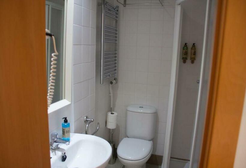 اتاق استاندارد یک نفره, Hostal Cuéntame Evolución Auto Check In