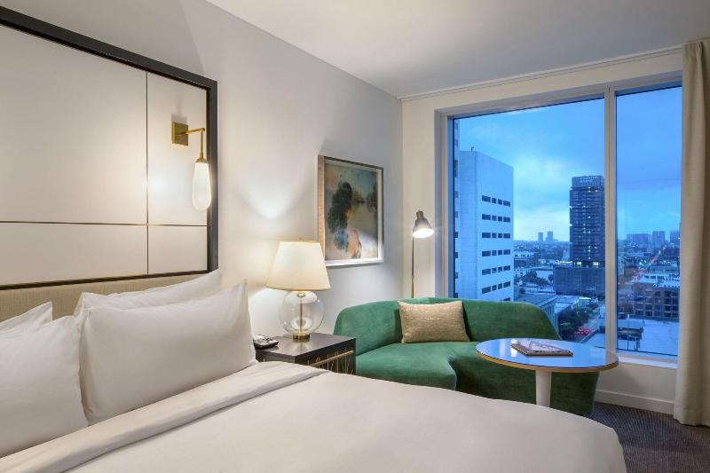 اتاق استاندارد با تخت بزرگ, The Laura Hotel, Houston Downtown, Autograph Collection