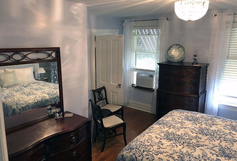 Люкс 2 Спальни, The Parsonage Inn B&b