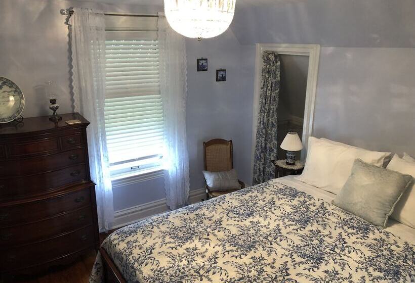 Люкс 2 Спальни, The Parsonage Inn B&b