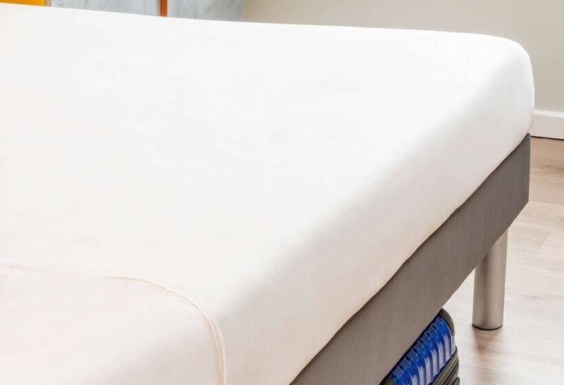 اتاق استاندارد سه نفره, Ibis Budget Amiens Centre Gare