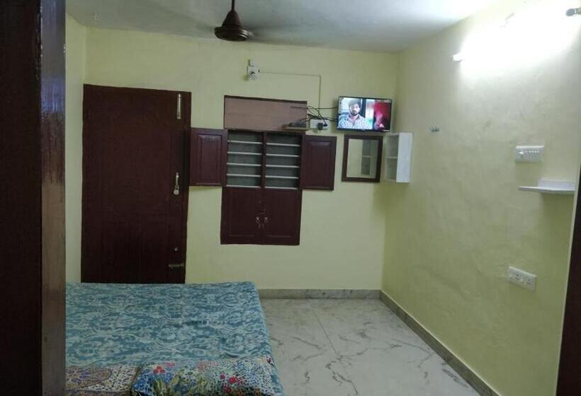 Номер Deluxe, Raghavi Tourist Home