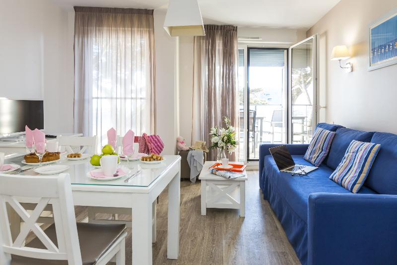 آپارتمان 2 خوابه با چشم‌انداز دریا, Residence Prestige Odalys De La Plage