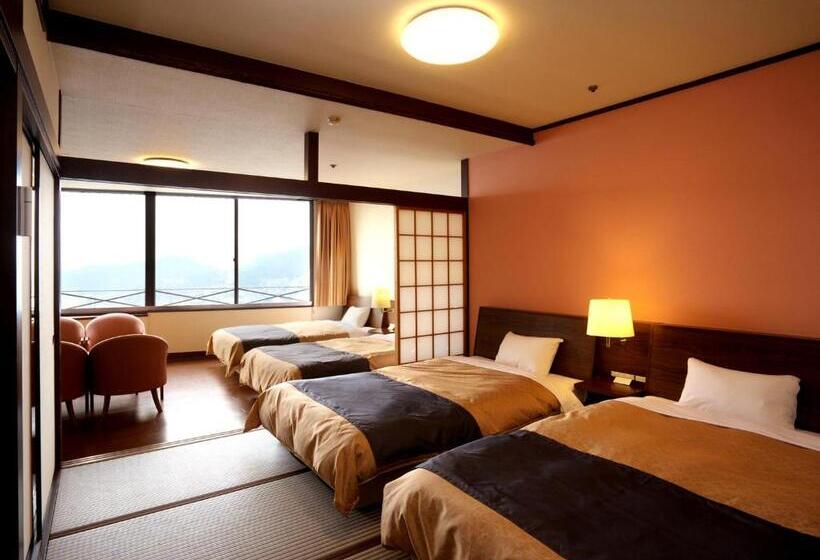 Номер Deluxe, Nagasaki Nisshokan