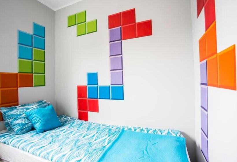 اتاق استاندارد با سرویس بهداشتی مشترک, Tetris Sopot