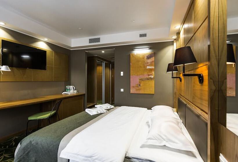 اتاق استاندارد, Azimut City Hotel Khabarovsk