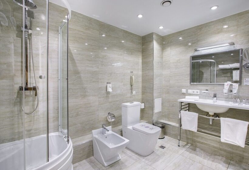 스위트, Azimut City Hotel Khabarovsk