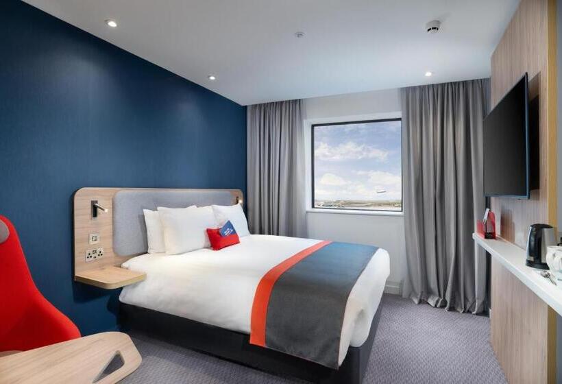 Номер Стандарт, Holiday Inn Express   London Heathrow T4, An Ihg