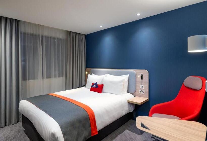 Номер Стандарт, Holiday Inn Express   London Heathrow T4, An Ihg