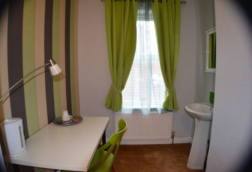 Номер Стандарт Индивидуальный, Queens Guesthouse Manchester