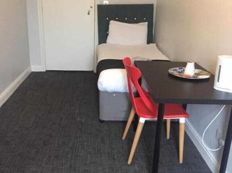 Одноместный Номер Basic, Queens Guesthouse Manchester
