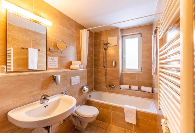 חדר סטנדרט עם מרפסת, Club Hotel Am Kreischberg