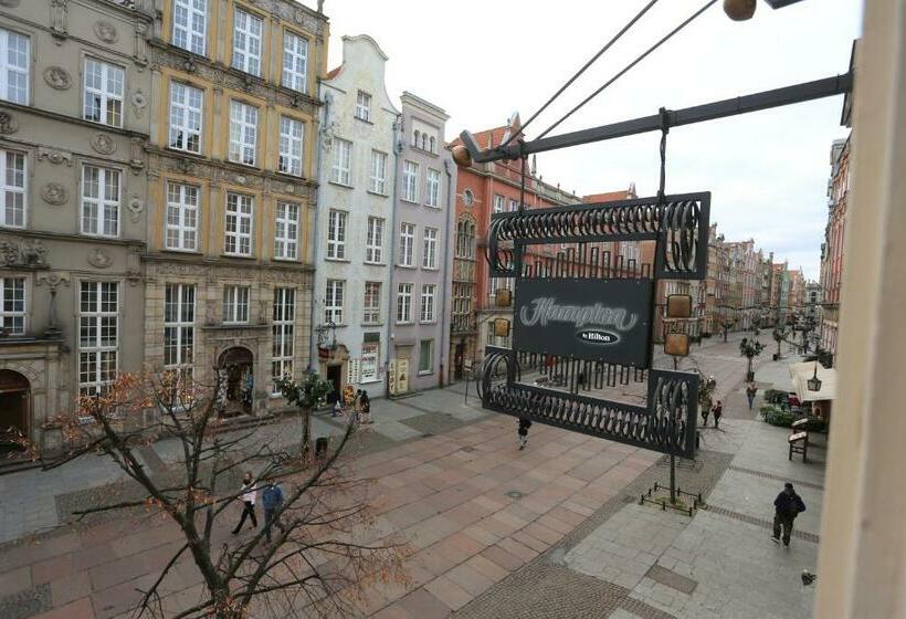 اتاق استاندارد با چشم‌انداز, Hampton By Hilton Gdansk Old Town
