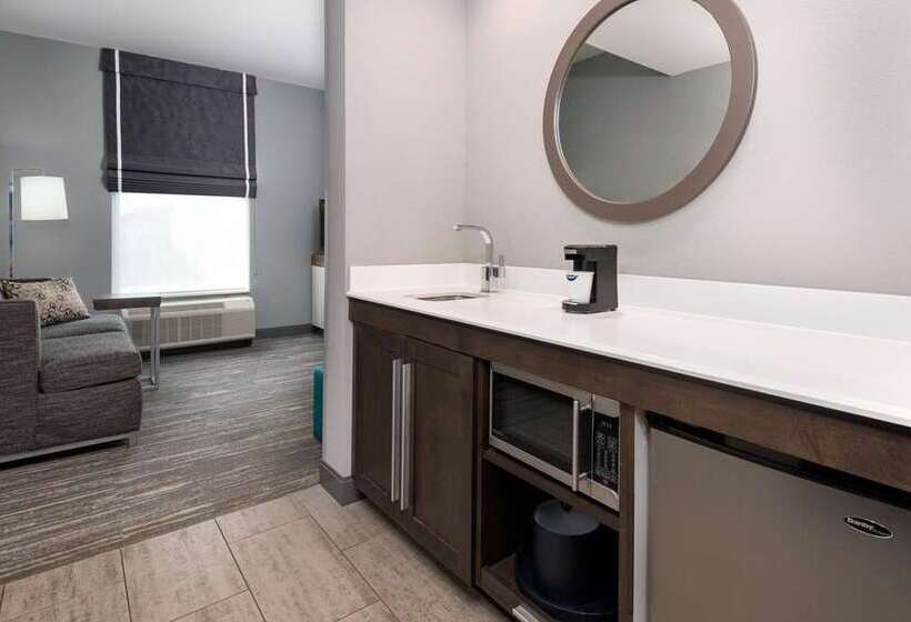 Номер Стандарт, Hampton Inn & Suites Burlington