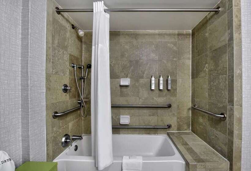 Стандартный Номер Кровать Кинг, Hampton Inn & Suites Burlington