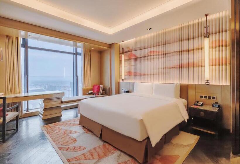اتاق استاندارد با تخت بزرگ, Hualuxe Wuhu, An Ihg