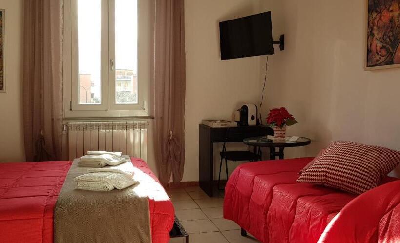 اتاق راحتی سه تخته, B&b Pierilu