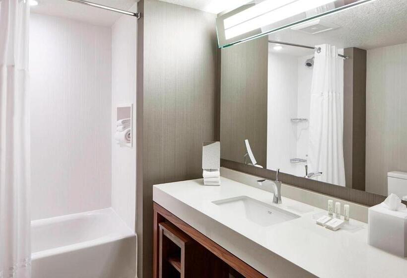 Номер Стандарт Адаптированный для Инвалидов, Courtyard By Marriott Minneapolis West