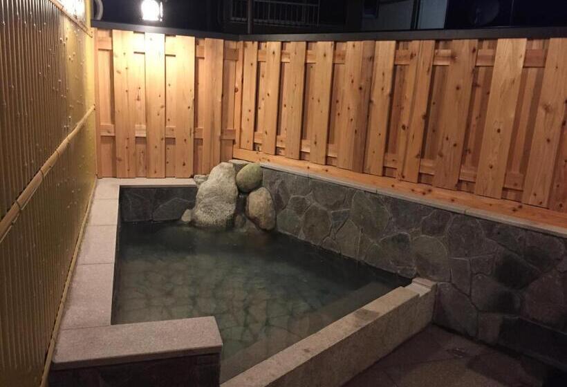 Номер Стандарт с Койками Совместная Ванная, Jhoppers Kumano Yunomine Guesthouse