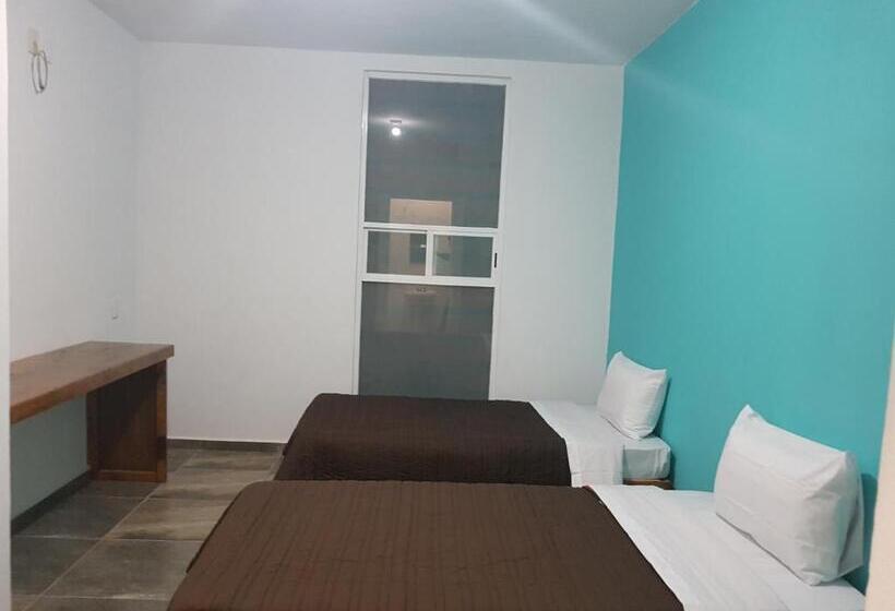 Cama em Quarto Compartilhado, La Siesta Del Patron
