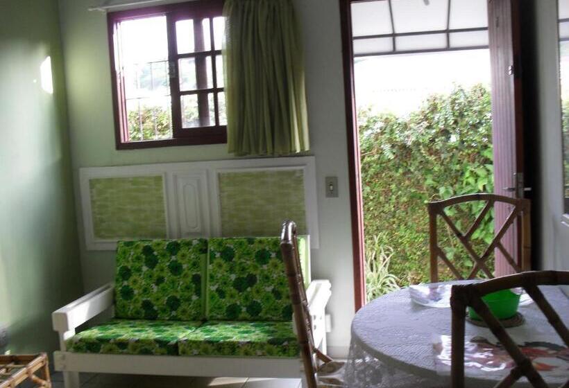 Escritório Estándar, Pousada Residencial Santana