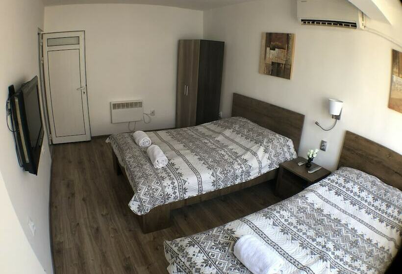 带1个卧室的舒适公寓, Samuil Apartments