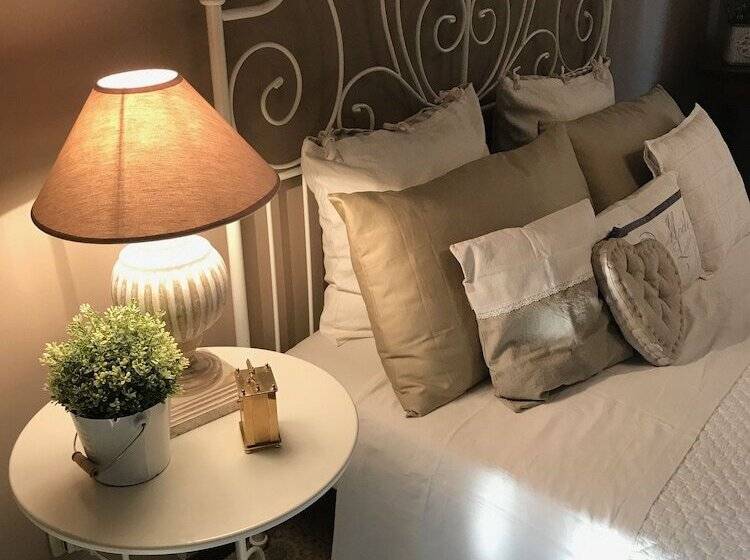 اتاق استاندارد, Villa House And Garden B&b