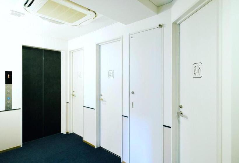 Номер Superior, Webase Hakata Hostel