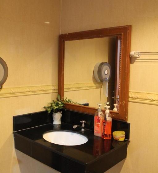 Номер Superior, T2b Home   Hostel